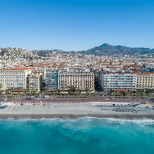 Westminster & Szálloda Nizza