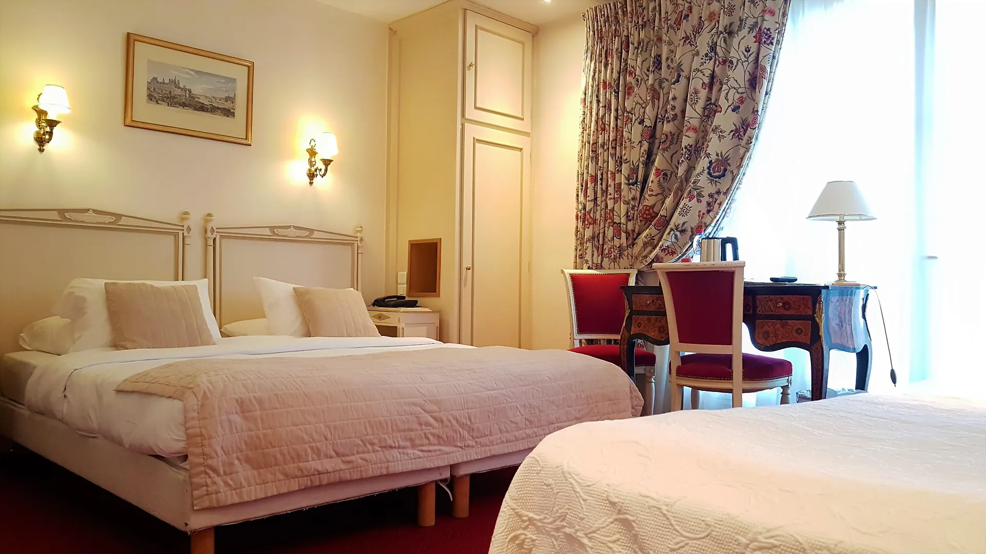 Hotel De Suede Saint Germain Paris 4*,